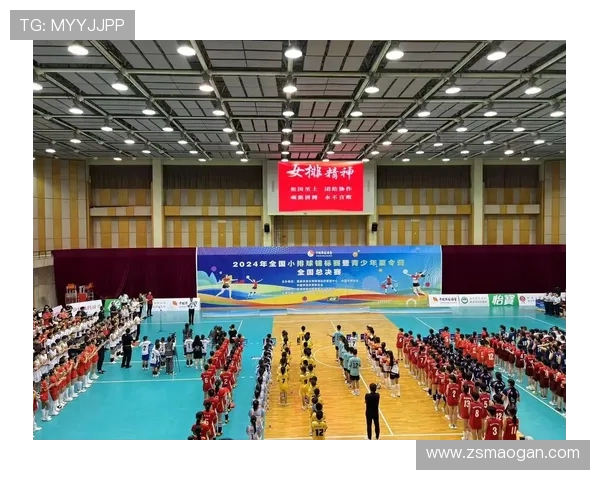 重庆排球队以94分稳居总决赛积分榜首位争夺冠军希望依然强劲